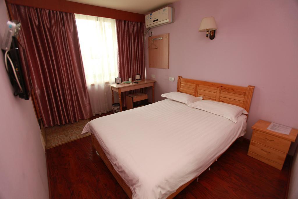 Zhengfu Caotang Decent Inn Chengdu Bilik gambar